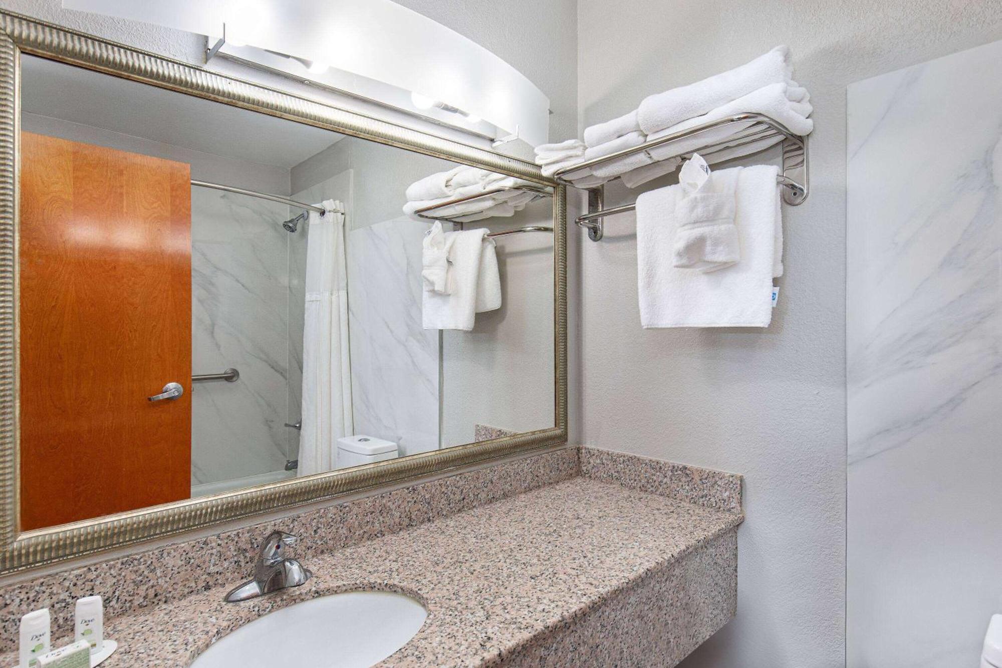 Ramada By Wyndham Bowling Green Luaran gambar